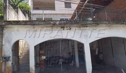 Sobrado de 262m² com 6 quartos em Horto Florestal
