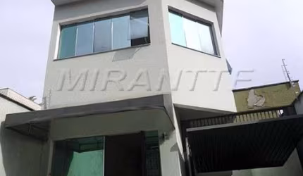 Comercial de 600m² em Santana