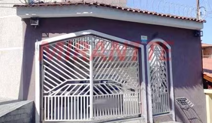 Sobrado de 220m² com 3 quartos em Jardim Peri