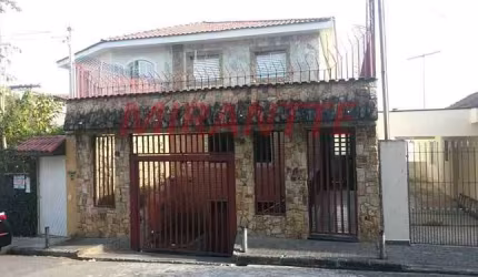 Sobrado de 198m² com 3 quartos em Pedra Branca