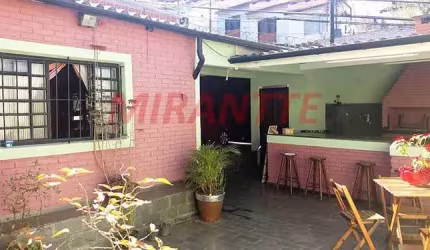 Sobrado de 300m² com 4 quartos em Parque Casa De Pedra