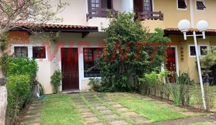 Cond. fechado de 110m² com 3 quartos em Horto Florestal