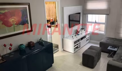 Cond. fechado de 260m² com 3 quartos em Santa Terezinha