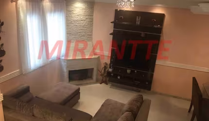 Cond. fechado de 170m² com 4 quartos em Horto Florestal
