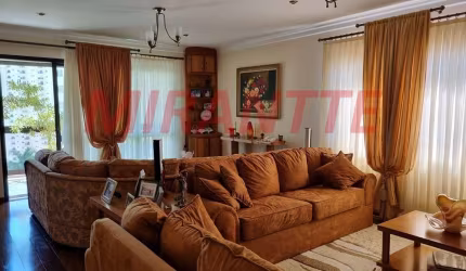 Apartamento de 220m² com 4 quartos em Santana