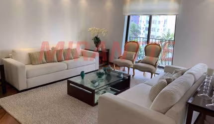 Apartamento de 260m² com 3 quartos em Santana