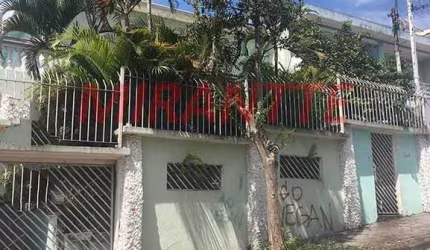 Sobrado de 272m² com 4 quartos em Jardim São Paulo