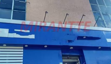 Comercial de 2120m² em Santana