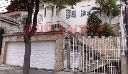 Casa terrea de 228m² com 3 quartos em Água Fria