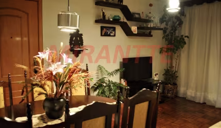 Apartamento de 71m² com 2 quartos em Limão