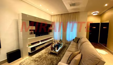 Sobrado de 197m² com 3 quartos em Santa Terezinha