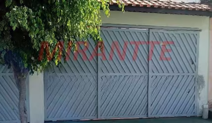 Sobrado de 198m² com 4 quartos em Freguesia do