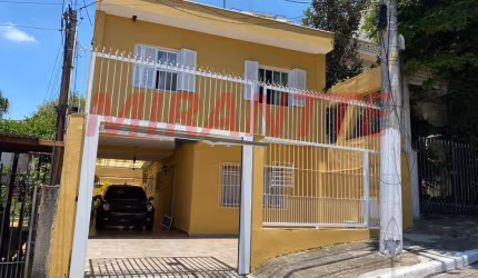 Sobrado de 120m² com 3 quartos em Vila Celeste