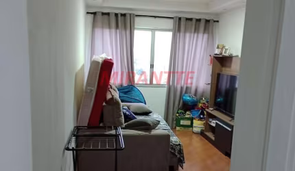 Apartamento de 57m² com 2 quartos em Vila Mazzei