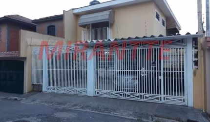 Sobrado de 191m² com 4 quartos em Parada Inglesa