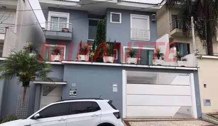 Sobrado de 334m² com 4 quartos em Jardim Entre Serras