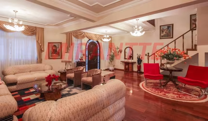 Sobrado de 501m² com 3 quartos em Horto Florestal