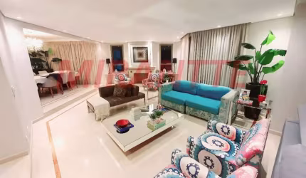 Apartamento de 208m² com 3 quartos em Santana