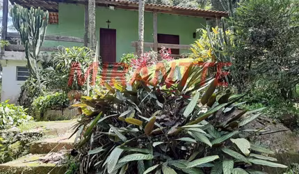 Sobrado de 200m² com 2 quartos em Caceia