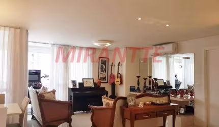 Apartamento de 206m² com 3 quartos em Santana