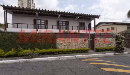 Sobrado de 202m² com 3 quartos em Mandaqui
