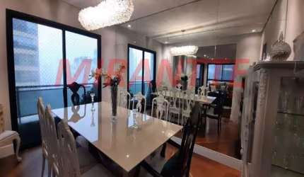 Apartamento de 231m² com 4 quartos em Santana