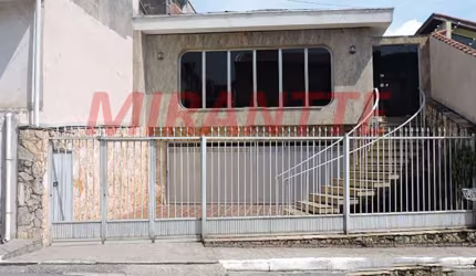 Sobrado de 190m² com 3 quartos em Parada Inglesa