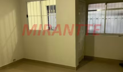 Sobrado de 120m² com 2 quartos em Santa Terezinha