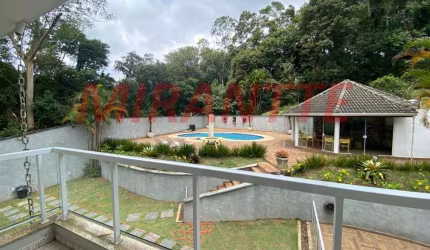 Sobrado de 495m² com 4 quartos em Serra Da Cantareira