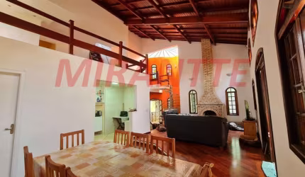 Sobrado de 246m² com 4 quartos em Palmas Do Tremembé