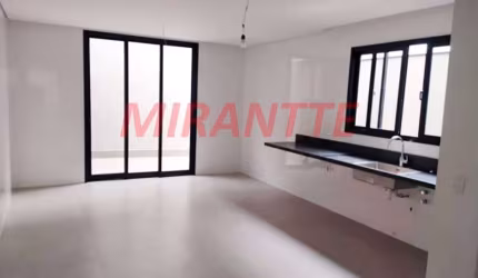 Sobrado de 220m² com 3 quartos em Jardim Guapíra
