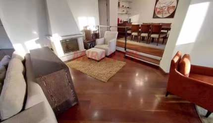 Apartamento de 286m² com 4 quartos em Água Fria