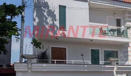 Sobrado de 231m² com 3 quartos em Parada Inglesa