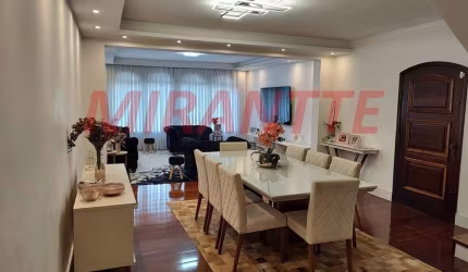 Sobrado de 237m² com 3 quartos em Tucuruvi