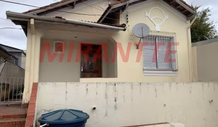 Sobrado de 191m² com 6 quartos em Água Fria