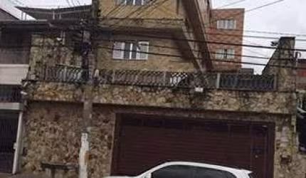 Sobrado de 656m² com 9 quartos em Vila Maria Alta