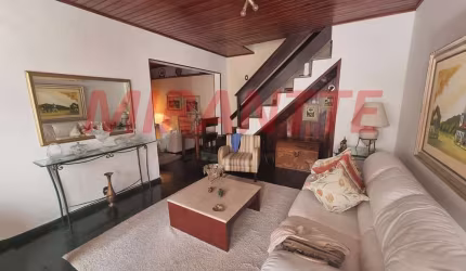 Sobrado de 309m² com 6 quartos em Imirim