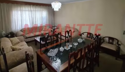 Sobrado de 166m² com 3 quartos em Vila Santa Maria