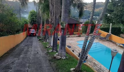 Chácara de 350m² com 4 quartos em Terra Preta