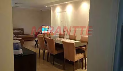 Apartamento de 160m² com 3 quartos em Água Fria