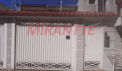 Sobrado de 194m² com 3 quartos em Parada Inglesa