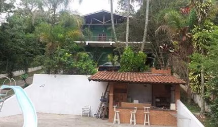 Sobrado de 345m² com 3 quartos em Serra Da Cantareira