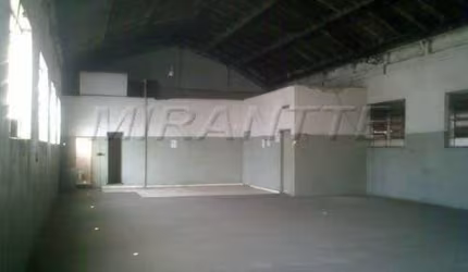 Galpao de 385m² em Parque Novo Mundo