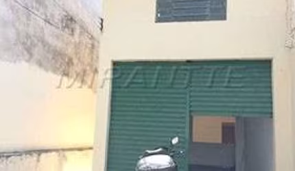 Comercial de 220m² em Limão