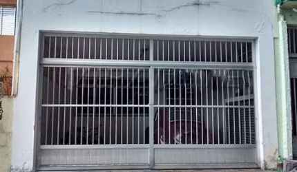 Sobrado com 3 quartos em Conjunto Residencial Santa Terezinha