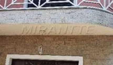 Sobrado de 138m² com 3 quartos em Água Fria