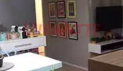 Apartamento de 52m² com 2 quartos em Pari