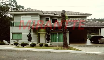 Sobrado de 314m² com 4 quartos em Serra Da Cantareira