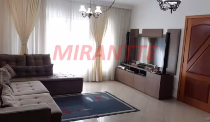 Sobrado de 225m² com 3 quartos em Parada Inglesa