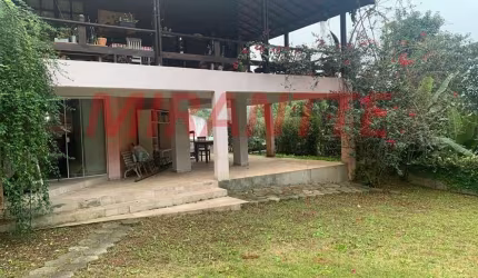 Casa terrea de 250m² com 3 quartos em Serra Da Cantareira